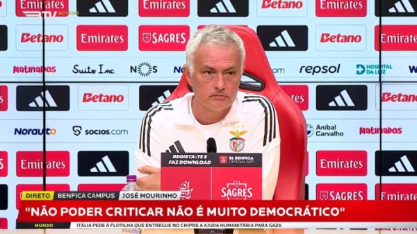 穆帅：若数百万人能批评我而我不能以同样方式批评裁判    ，这不民主