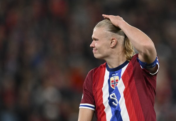 TA：哈兰德为挪威打入50球，有望破阿里代伊最快国家队百球记录