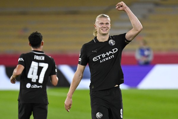 英超历史仅两球员至少两次10月底前各项赛事进15球：哈兰德和希勒