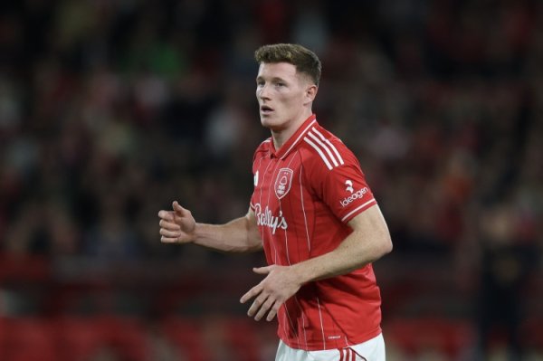 德天空：曼联纽卡密切关注安德森 诺丁汉森林标价1亿-1.2亿镑💰