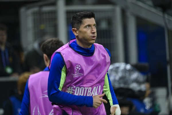 记者：巴萨周三复健    练习  ，莱万和霍安-加西亚都期望战埃尔切复出