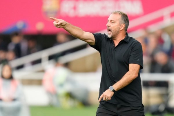 防不住！连续10场正式赛事  丢球，弗里克成巴萨队史第5位主指导教练员